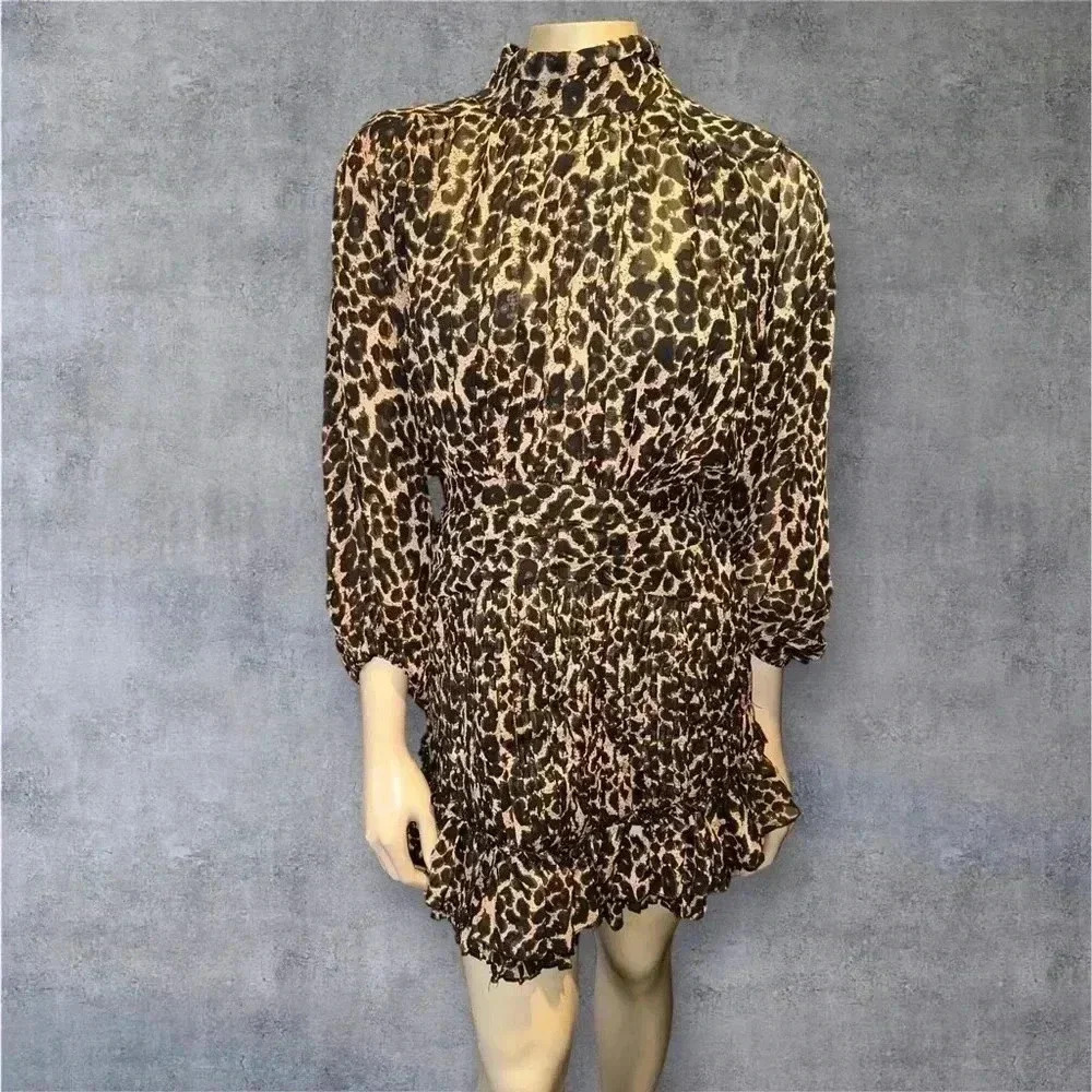 Women’s Chic Leopard Print Smocked Mini Dress size Small